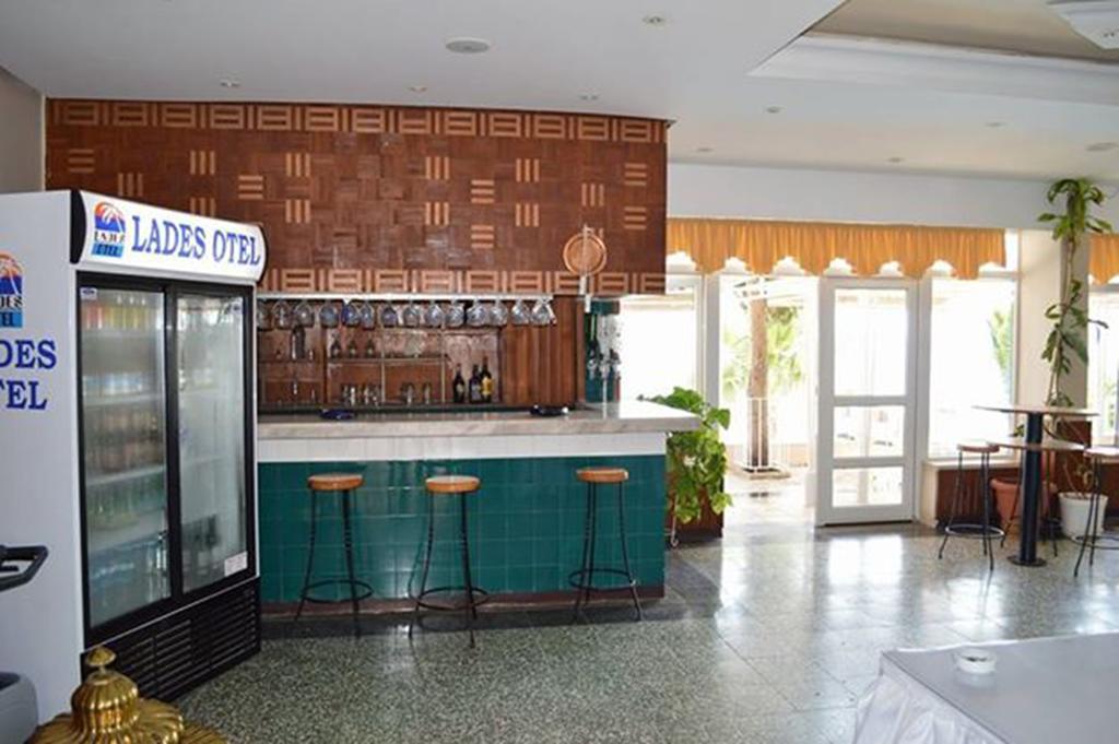 סיליפקה Lades Hotel מראה חיצוני תמונה