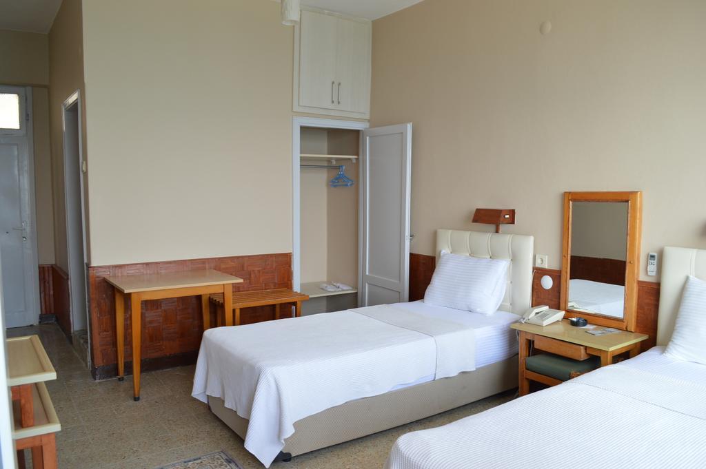 סיליפקה Lades Hotel חדר תמונה