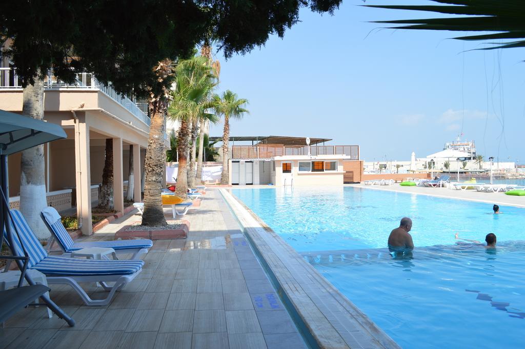 סיליפקה Lades Hotel מראה חיצוני תמונה